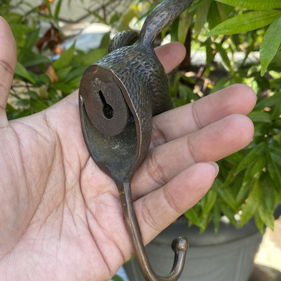 Lot of 2pieces 15cm ANTIQUE RABBIT Head hook Hanger Solid Brass Vintage Hook Hat Coat Strong Wall Mount