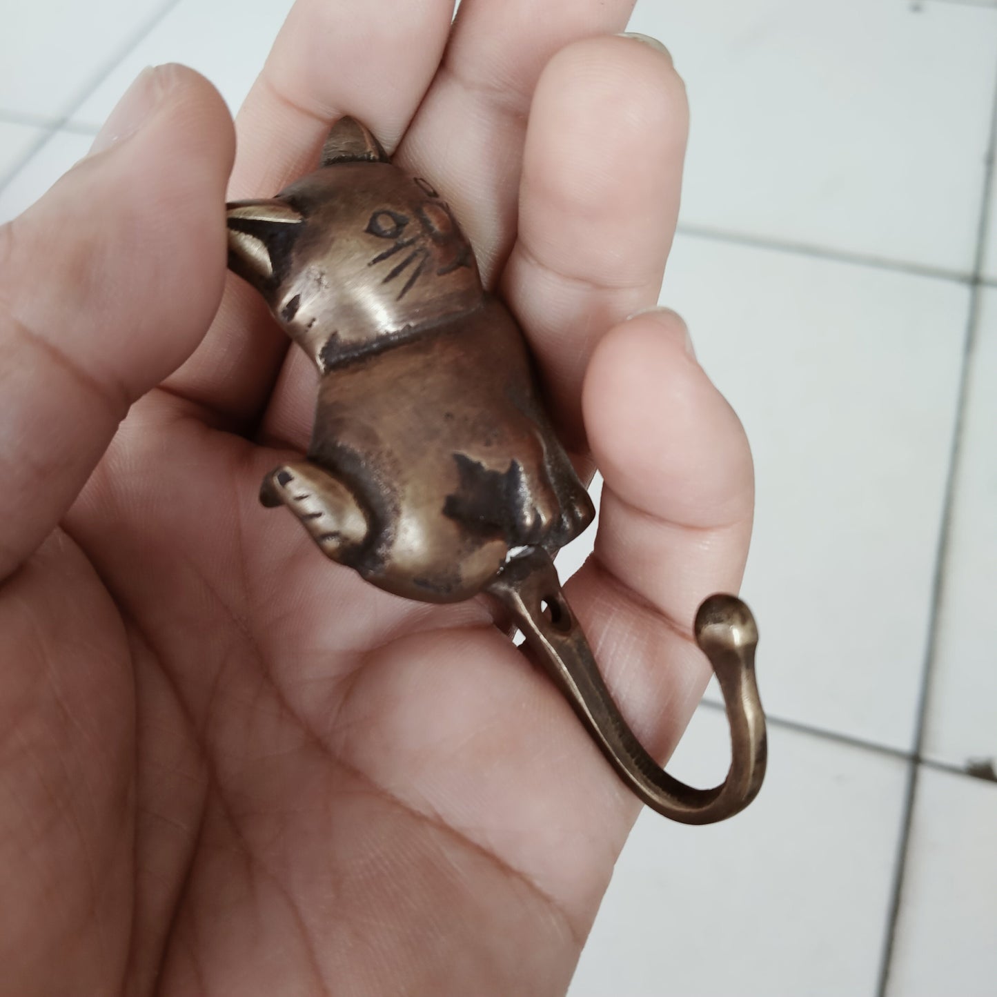 Lot of 4 pieces ANTIQUE small Cat hook Hanger Solid Brass Vintage Hook Hat Coat Strong Wall Mount