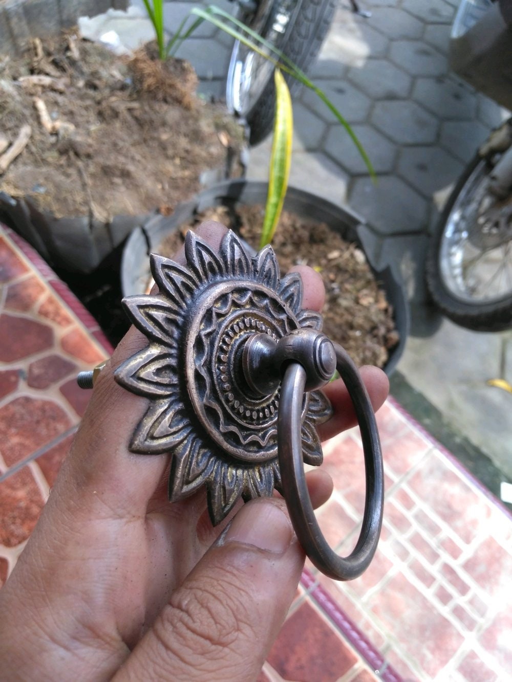 3.00" Lot of 2pcs Solid brass Sun Flower Ring Pull knobs | Retro Solid Round Ring Pulls Handle Knob Pulls Handle GBY33