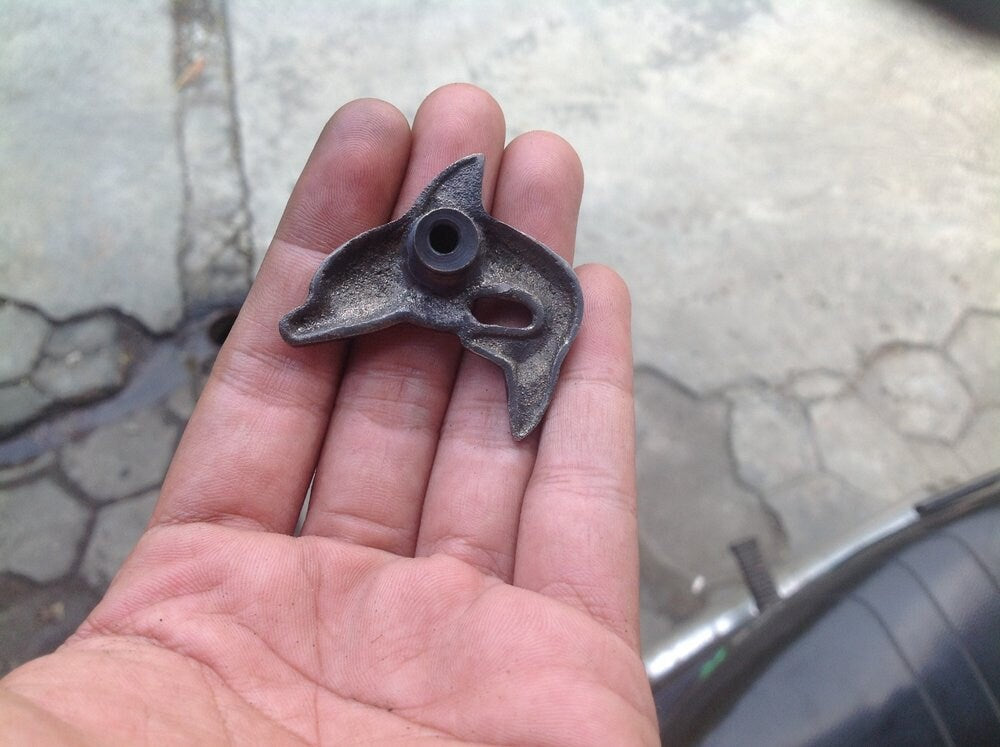 Lot of 6 pcs Vintage DOLPHIN Cabinet ANTIQUE Pull KNOB Drawer