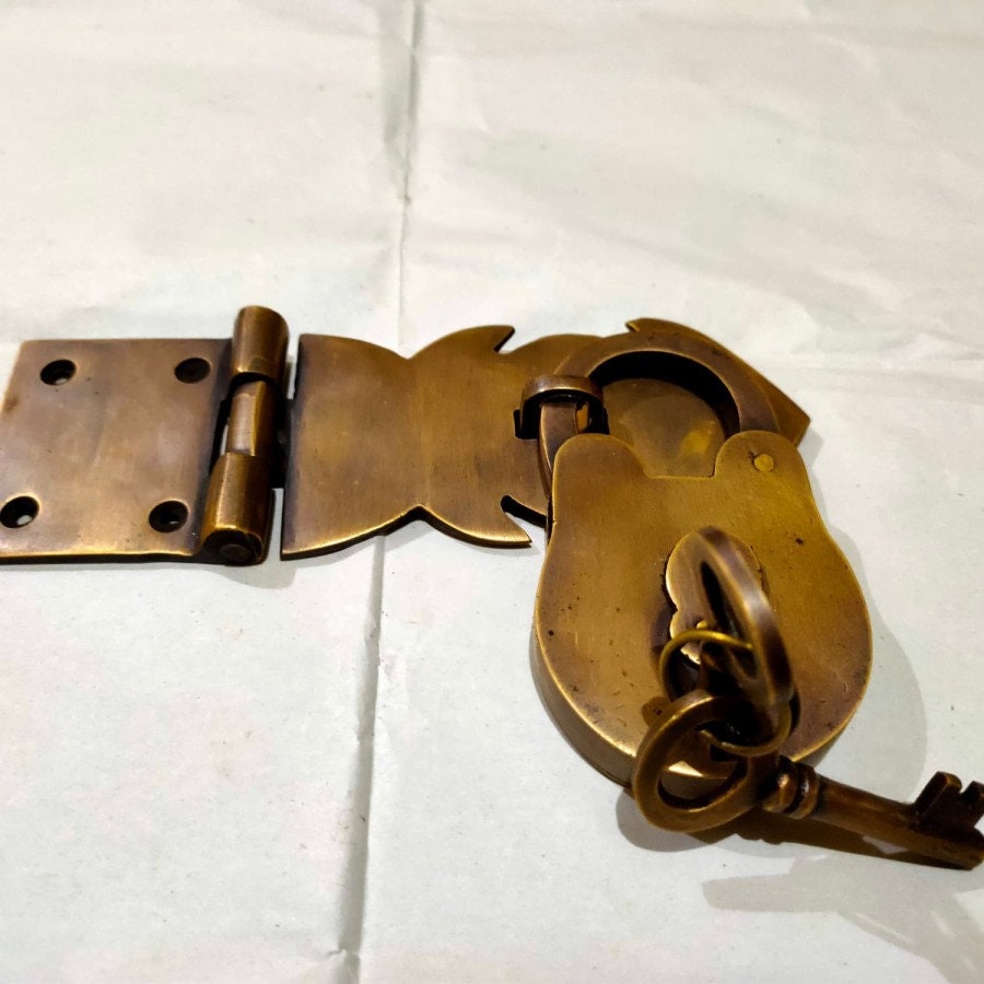 Padlock Set Vintage Victorian Full Solid Brass Working PADLOCK and Skeleton Keys