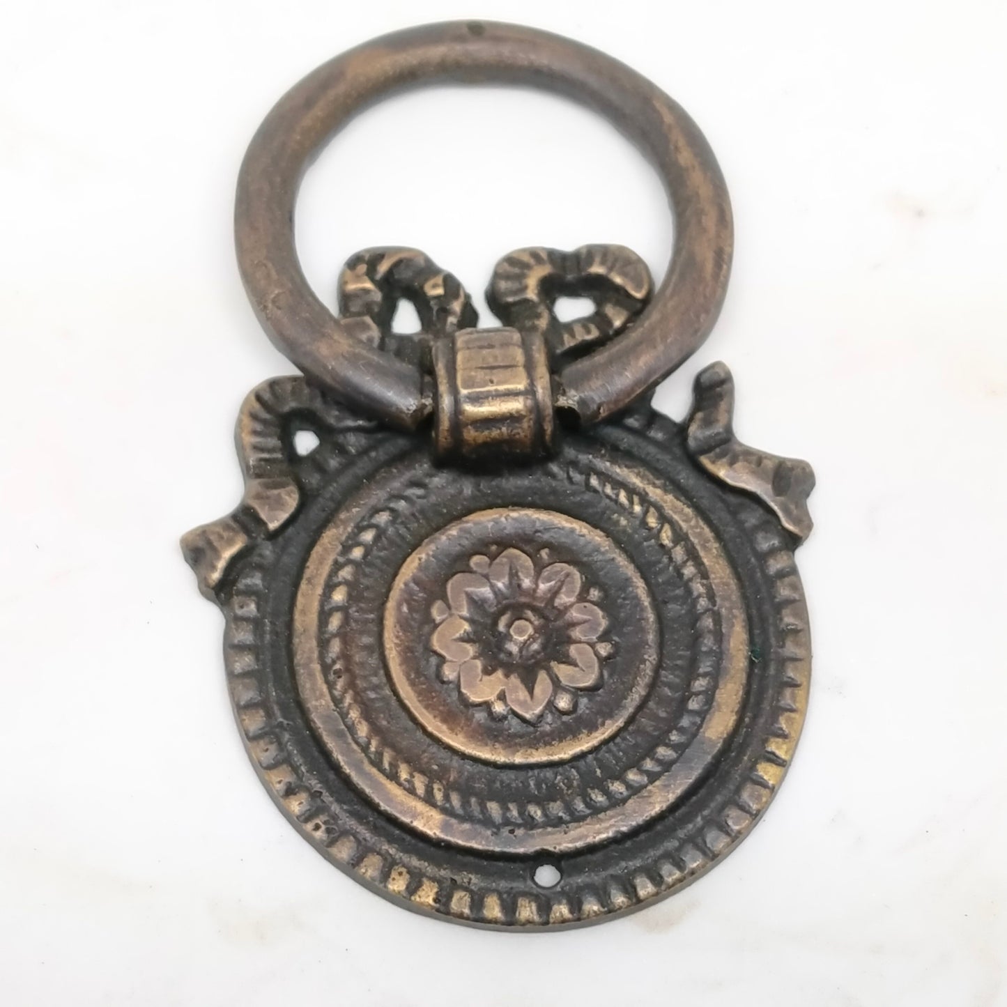 Lot of 8pieces Diameter 5cm Merry Handles Pull Knob Kitchen Cast Solid Bras | grab cabinet handle door bin pulls