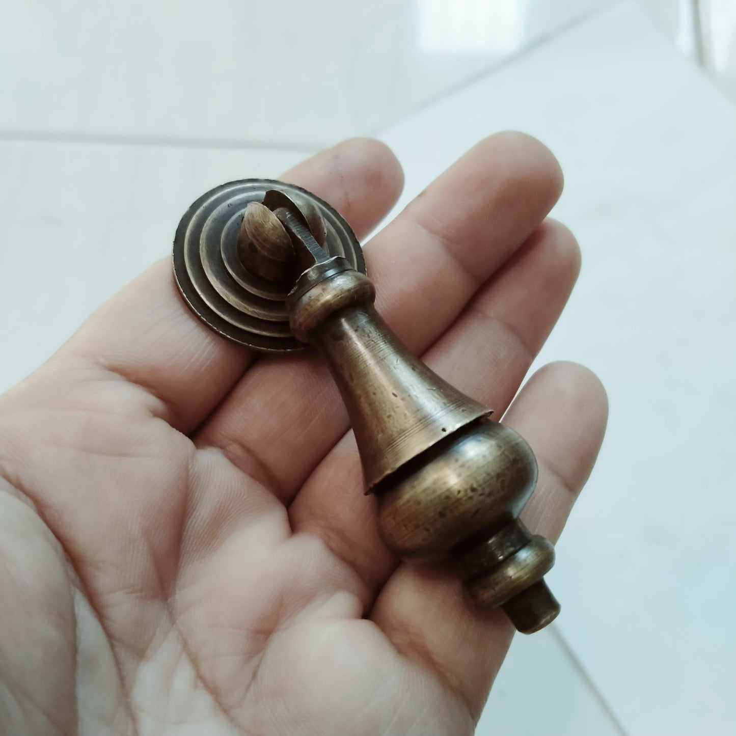 Lot of 8 pieces antique brass cabinet pull, Cabinet Handle, Trunk Handle, Gate Handle, Kitchen Drawer Pull