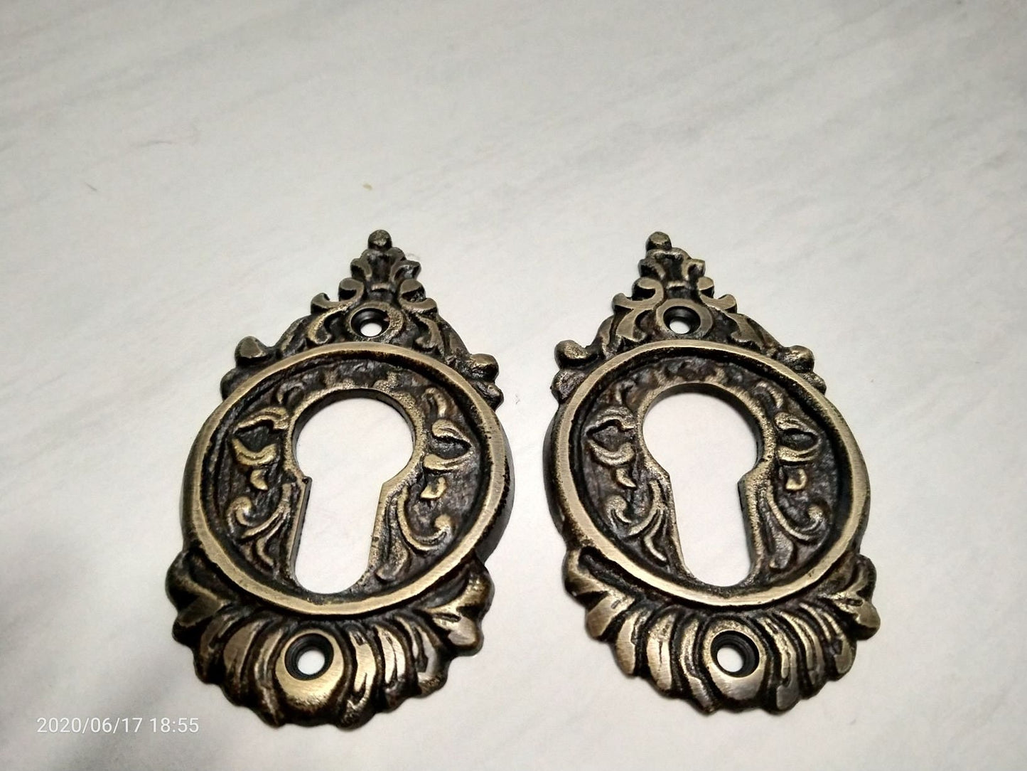 Set 2 Brass Mountain Carved Keyhole Lock plate cover