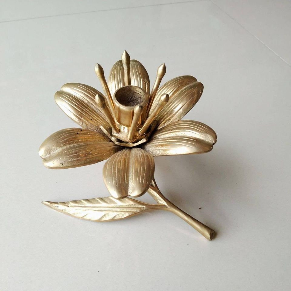 AMAZING Lotus Flowers Brass Candle Holder