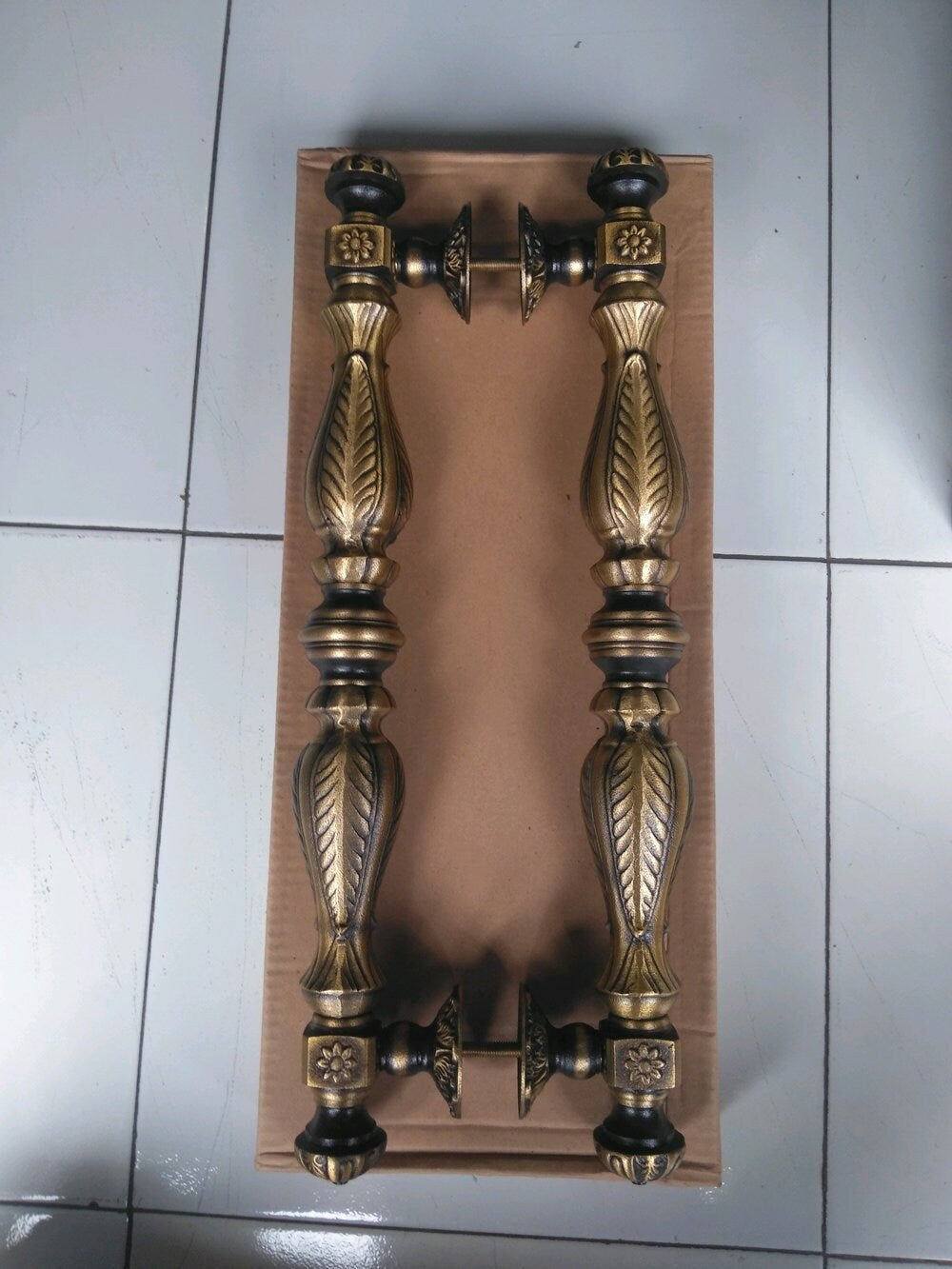1 Pair 55cm Antique Leaf Main entry brass door handle / Brass door pull