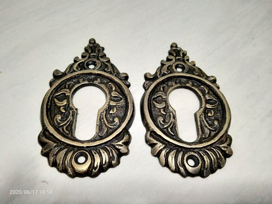 Set 2 Brass Mountain Carved Keyhole Lock plate cover