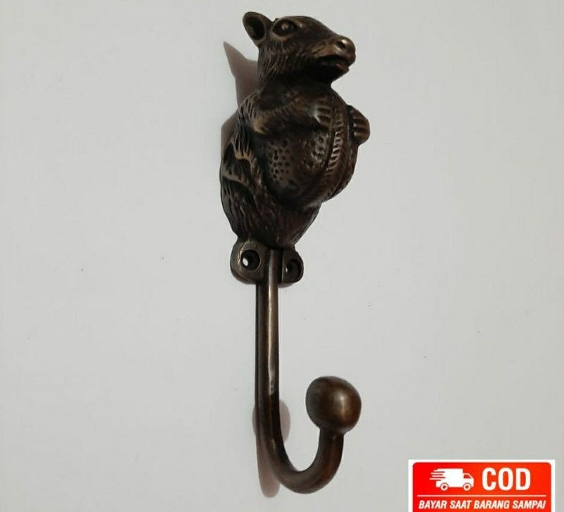 Vintage Antique Squirrel walnut Head hook Hanger Solid Brass Vintage Hook Animal Hat Coat Strong Wall Mount Brass Hook