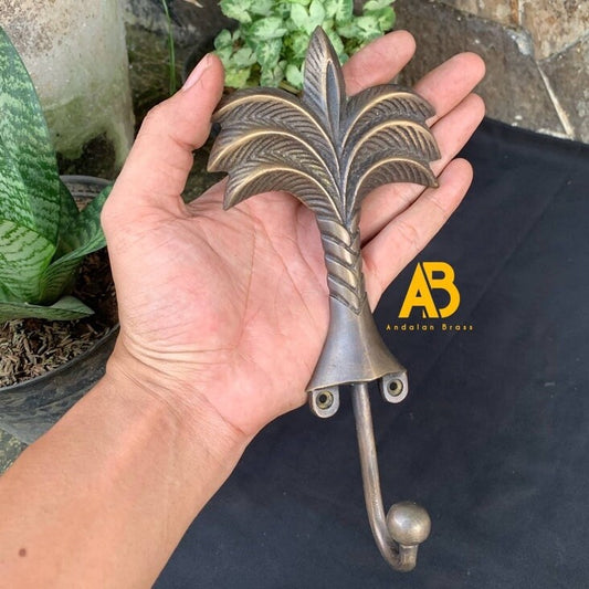 Lot Of 2Pcs ANTIQUE PALM HOOK Hanger Solid Brass Vintage Hook Hat Coat Strong Wall Mount