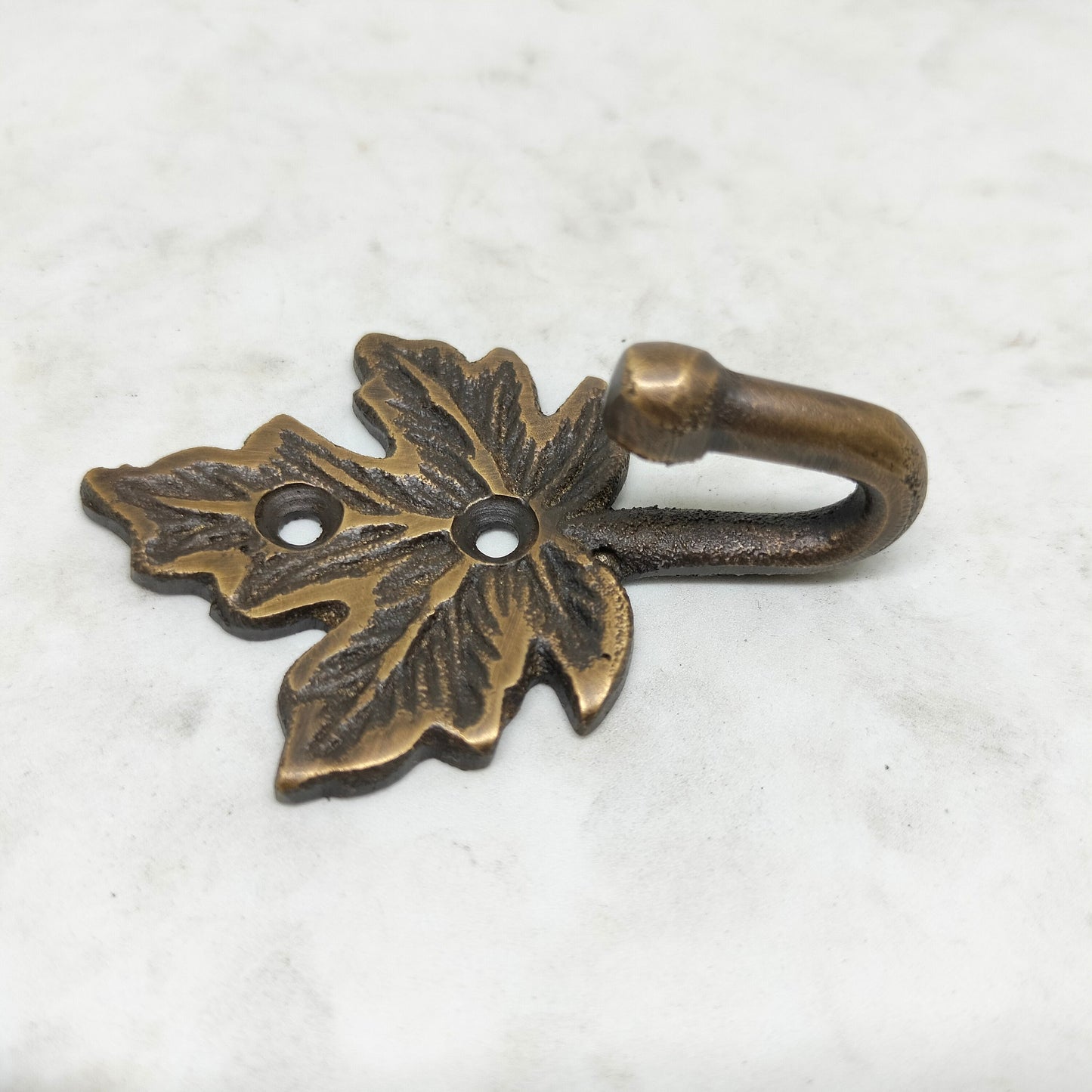 Lot of 4 pcs ANTIQUE Leaf Motif HOOK Hanger Solid Brass Vintage Hook Hat Coat Strong Wall Mount