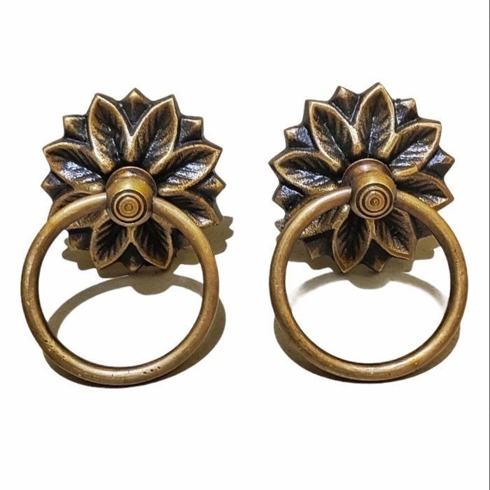 2.55" Lot of 2 pcs Vintage Leaf Brass Antique Cabinet Handle Knob pulls Brass door pull GBY 031